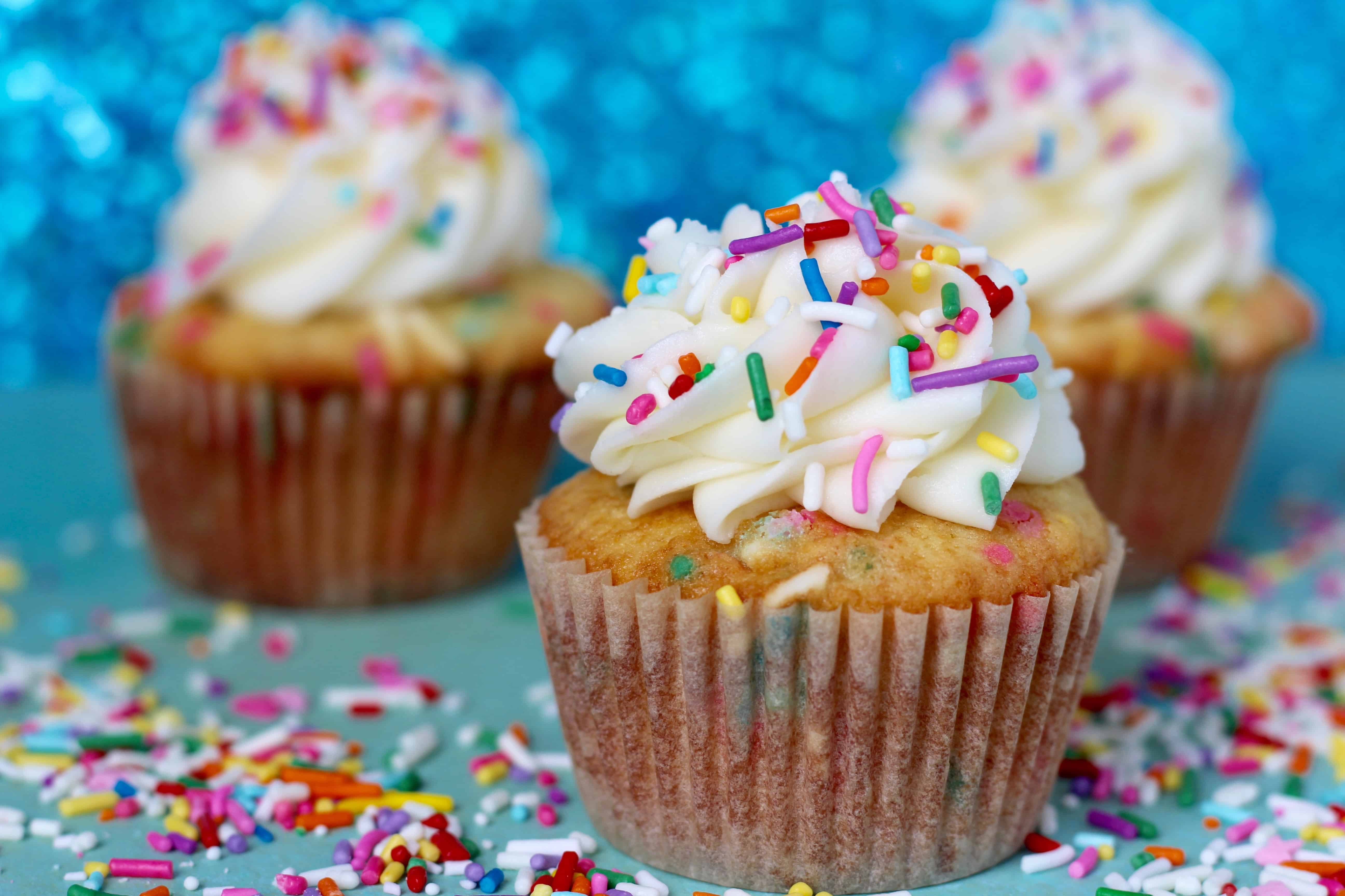 Homemade Funfetti Cupcakes